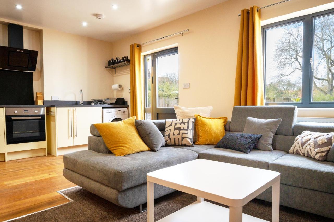 Little House - Perfect For Exploring The Broads Villa Acle Bagian luar foto