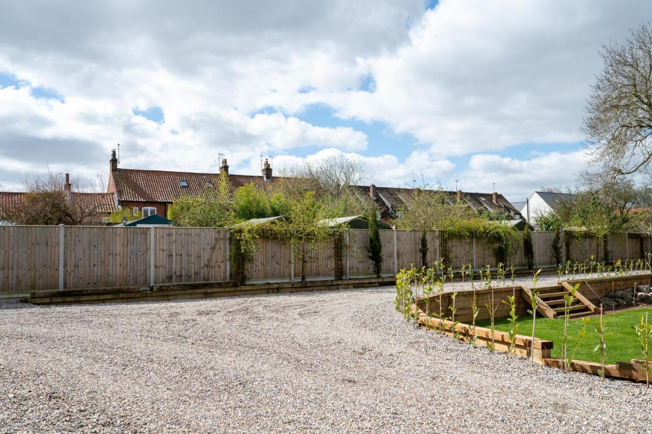 Little House - Perfect For Exploring The Broads Villa Acle Bagian luar foto
